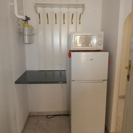 Apartman Halasi Szallashely *