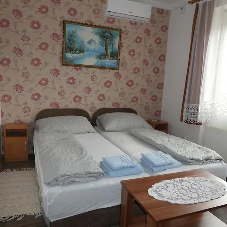 Apartman Halasi Szallashely