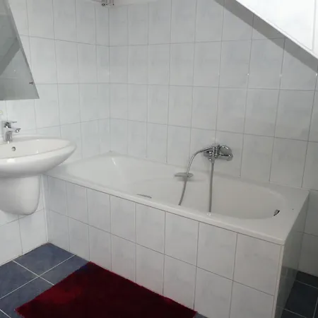 Halasi Szallashely *