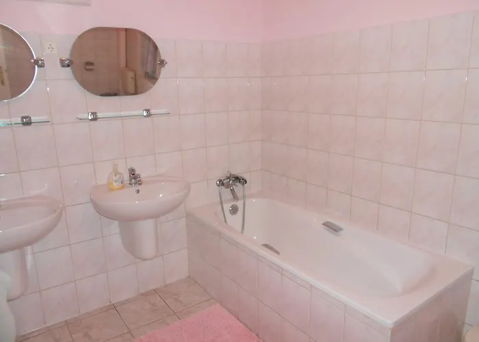 Apartamento Halasi Szallashely *
